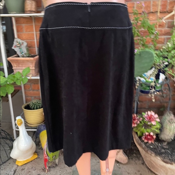 Lennie NY~ Black Velvet Size 10 Skirt - Picture 5 of 14